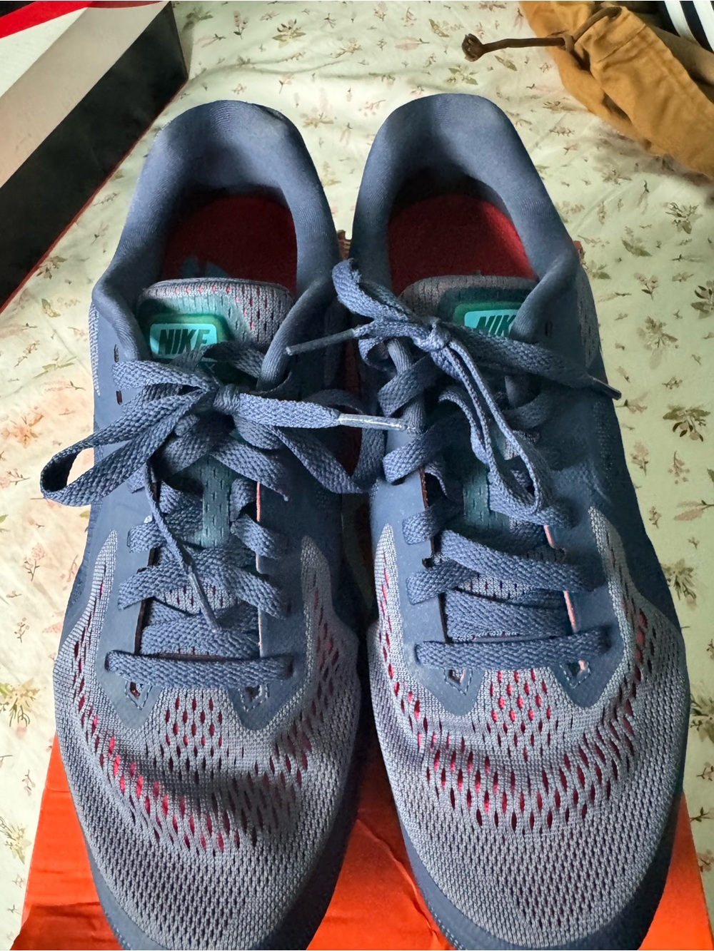 Nike Slate Blue Running Sneakers with Red Interior